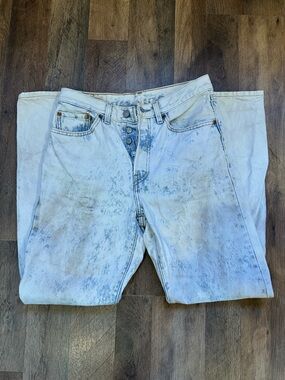 Levi's Light Blue Washed Straight Jeans - Button-Fly